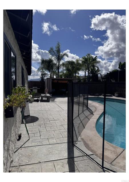 Detail Gallery Image 18 of 24 For 1660 Meadow Road, El Cajon,  CA 92021 - 3 Beds | 2 Baths