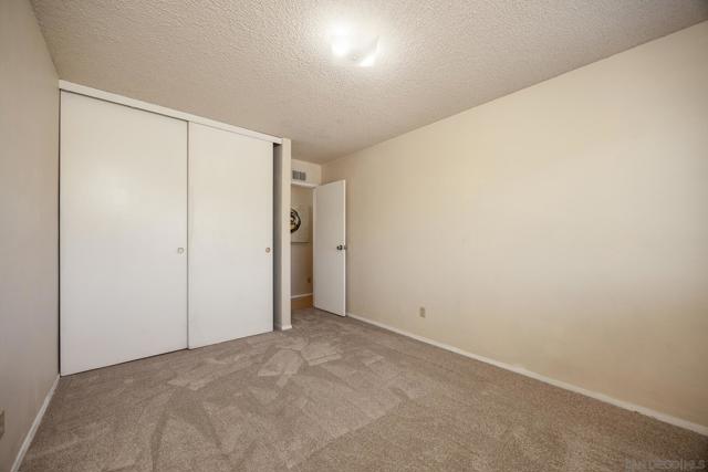 1180 Evelyn St, San Diego CA: https://media.crmls.org/mediaz/3f2098ef-0fdf-49c5-a82c-0587b34e16f5.jpg