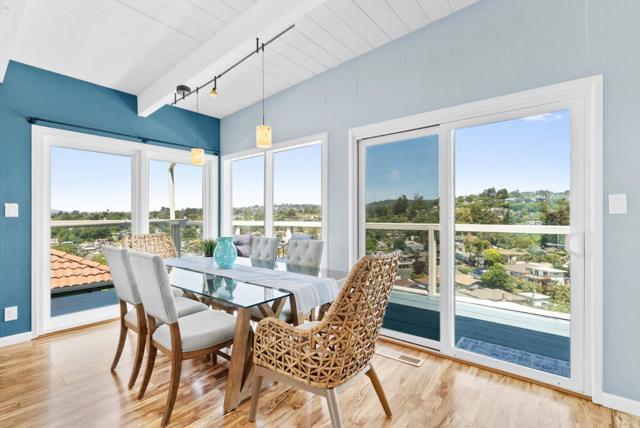 247 Rio Del Mar Boulevard, Aptos CA: https://media.crmls.org/mediaz/3f20dad4-3bf7-421c-8b7b-e2af8fe8c931.jpg