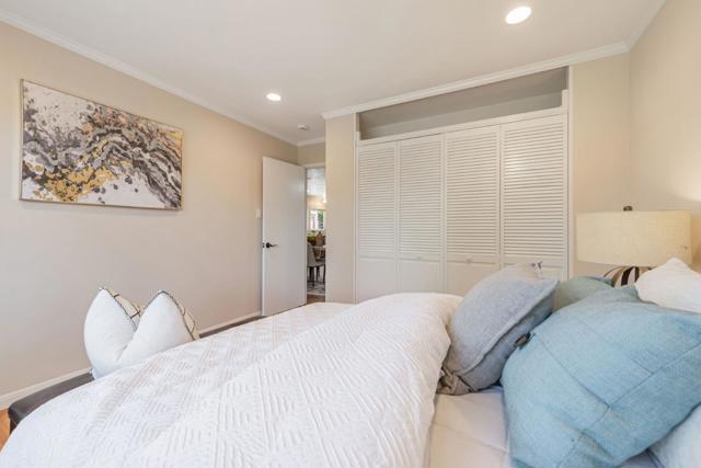 3135 Alameda De Las Pulgas, Menlo Park CA: https://media.crmls.org/mediaz/3f2117a6-7502-454b-8e86-1f776ee5275c.jpg