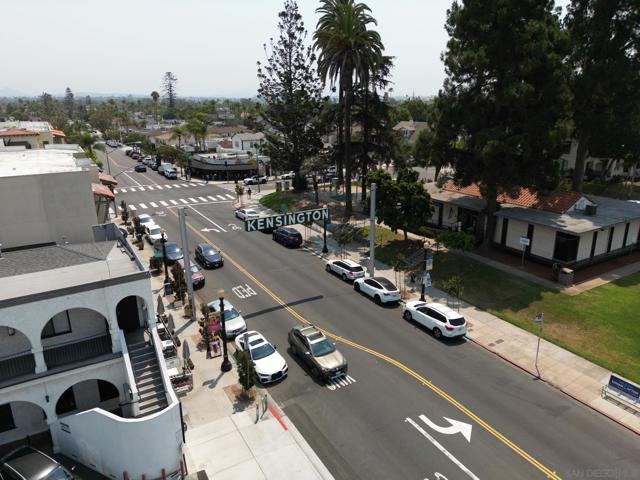 4757 Kensington Dr, San Diego CA: https://media.crmls.org/mediaz/3f22808b-8e87-40c8-a4ad-34af25544a4b.jpg