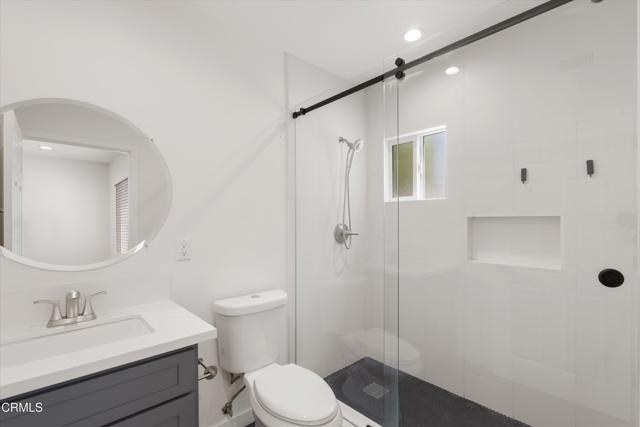 2664 S La Brea Avenue, Los Angeles CA: https://media.crmls.org/mediaz/3f230f80-bae3-4a5b-a7e6-43d6dfc2d99b.jpg