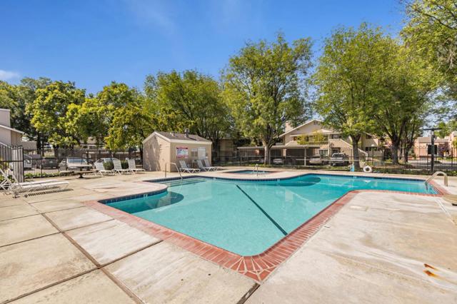 5535 Sean Circle, San Jose CA: https://media.crmls.org/mediaz/3f23a64e-6109-421e-b09f-d5ee3158b20d.jpg