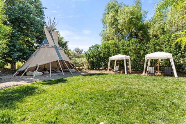 18940 Littlefield Lane, Valley Center CA: https://media.crmls.org/mediaz/3f241b1a-ba63-41b1-94bc-03e16aad87e5.jpg