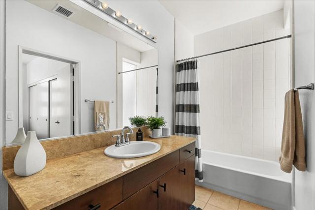 252 Breeze Loop, Palm Springs CA: https://media.crmls.org/mediaz/3f248a73-9d86-4eec-a910-0bafcdfdaed0.jpg