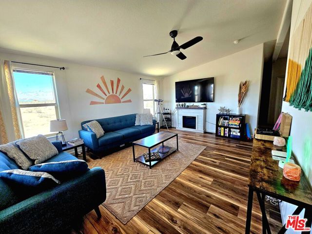 3838 Indian Cove Road,  CA: https://media.crmls.org/mediaz/3f26a32f-8154-43a6-b7ef-5038594b06b9.jpg