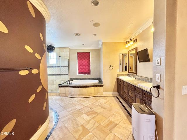 Detail Gallery Image 48 of 73 For 1702 Aleutian Way, Oxnard,  CA 93035 - 4 Beds | 4/1 Baths