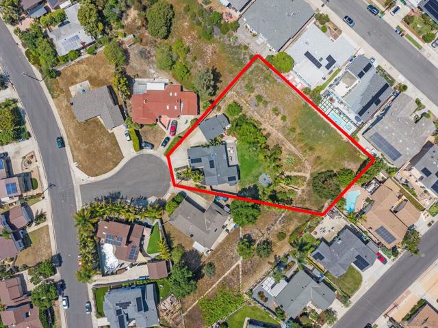 4840 Penrose Ct, San Diego CA: https://media.crmls.org/mediaz/3f289d8a-722d-4cfd-a0b1-28a00c8c535e.jpg