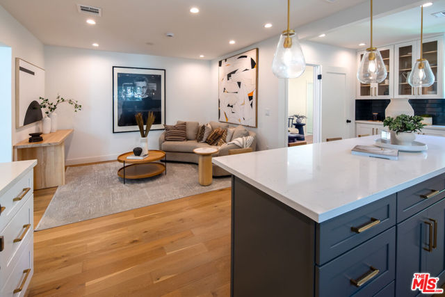 1363 S Curson Avenue, Los Angeles CA: https://media.crmls.org/mediaz/3f28b48f-d00c-466c-b165-66682ab1bf82.jpg