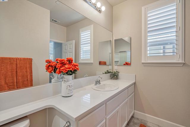 Image 31 of 60 For 5529 Mountain Ridge Way