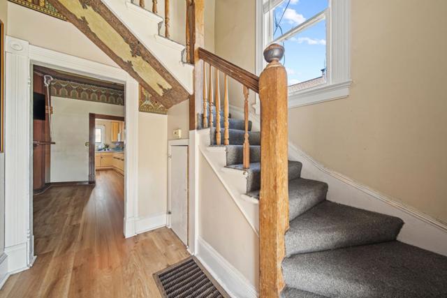 551 Washington Street, Santa Clara CA: https://media.crmls.org/mediaz/3f2a15de-ebf8-4aca-8b05-a709d355d6c3.jpg