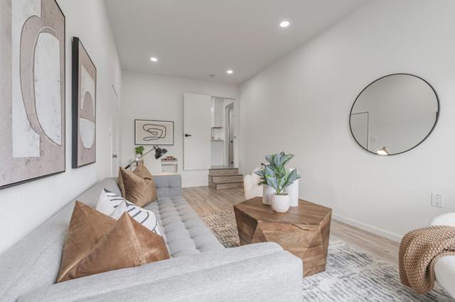 2336 Menalto Avenue, East Palo Alto CA: https://media.crmls.org/mediaz/3f2ad864-7775-4a54-afcd-823365bcf12f.jpg