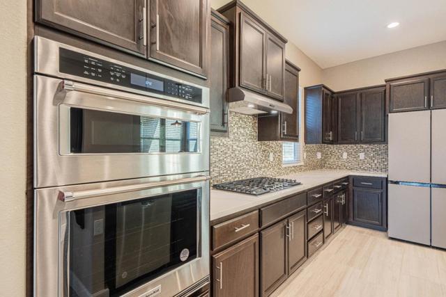 1357 Sunridge Drive, Hollister CA: https://media.crmls.org/mediaz/3f2cb34a-a8ae-4c8b-8f03-4207fd63f479.jpg