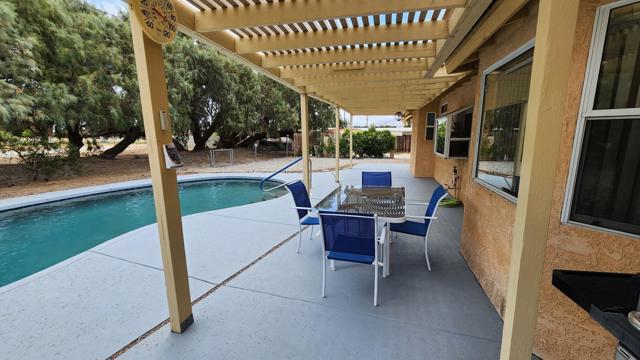 2600 N Farrell Drive, Palm Springs CA: https://media.crmls.org/mediaz/3f2d501c-cdf9-4ac3-9694-6142fd3a5ea8.jpg