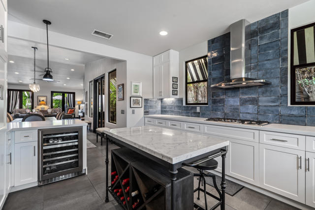 46030 Ocotillo Drive, Palm Desert CA: https://media.crmls.org/mediaz/3f2deea3-9d4e-416d-a0db-208f09bf7213.jpg