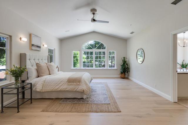 121 Day Valley Lane, Aptos CA: https://media.crmls.org/mediaz/3f2f1c21-034e-43e2-a795-83fa08ccc4ae.jpg