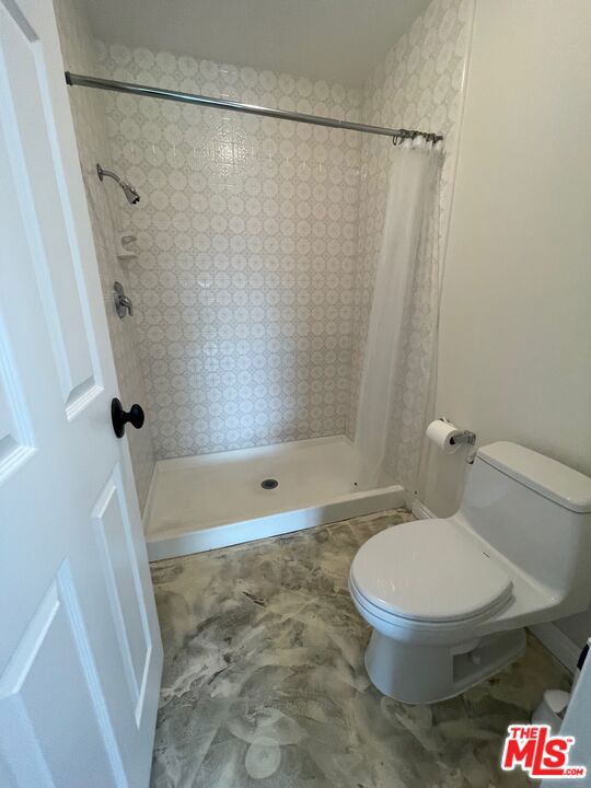 23502 Coso, Mission Viejo CA: https://media.crmls.org/mediaz/3f30b50c-102c-4783-ad7b-12dec1be4547.jpg
