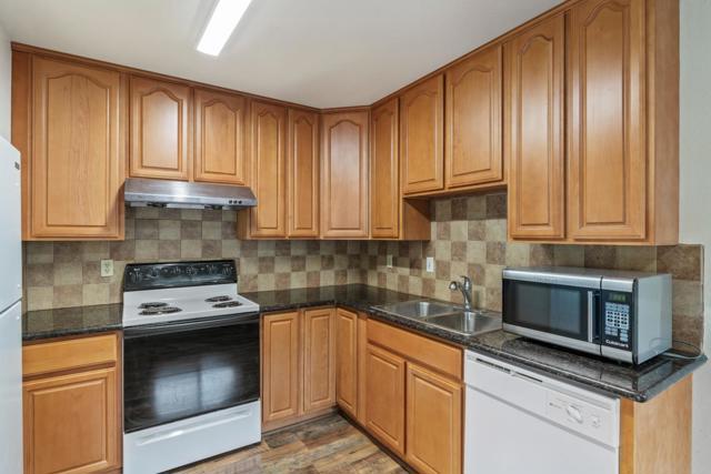 465 E McKinley Avenue, Sunnyvale CA: https://media.crmls.org/mediaz/3f30b8e2-e09c-434c-948e-31410b1d3b88.jpg