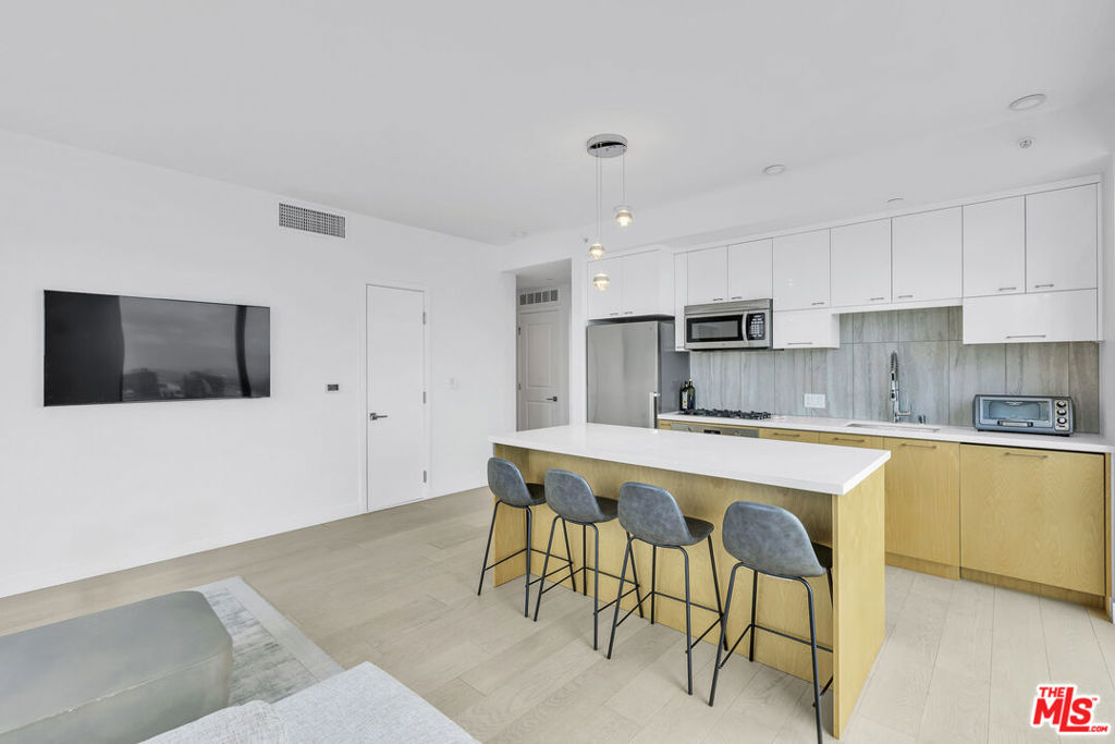 MLS #25594307 image #18