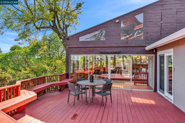 Image 38 of 49 For 2081 Essenay Ave