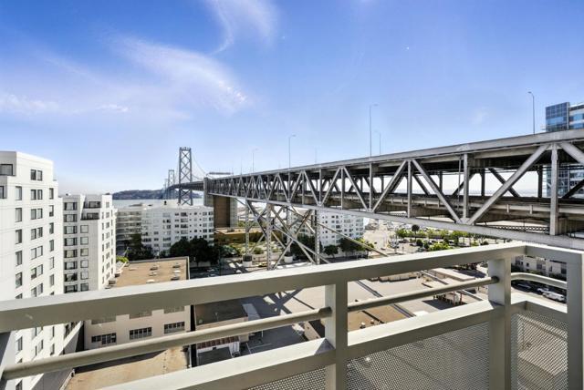 400 Beale Street, San Francisco CA: https://media.crmls.org/mediaz/3f34484c-3ddc-44ed-b8a1-7107f00198b8.jpg