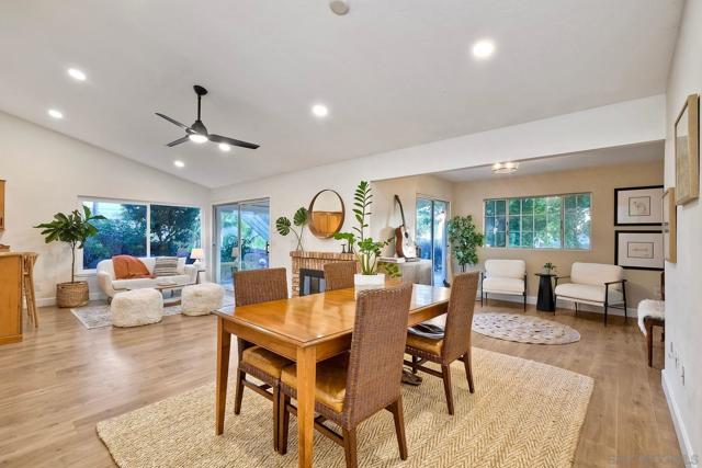 7219 Mimosa Dr, Carlsbad CA: https://media.crmls.org/mediaz/3f34a980-80c5-4f1d-8b5d-0acc9e8c9bfb.jpg