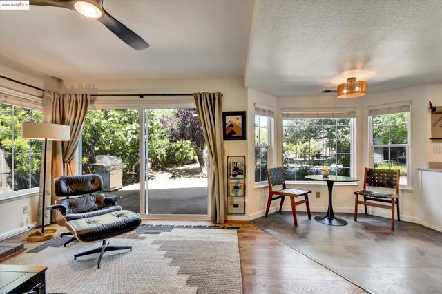 2944 Von Doolen Court, Pinole CA: https://media.crmls.org/mediaz/3f35da85-0f6b-423b-b209-44a0b96dece4.jpg