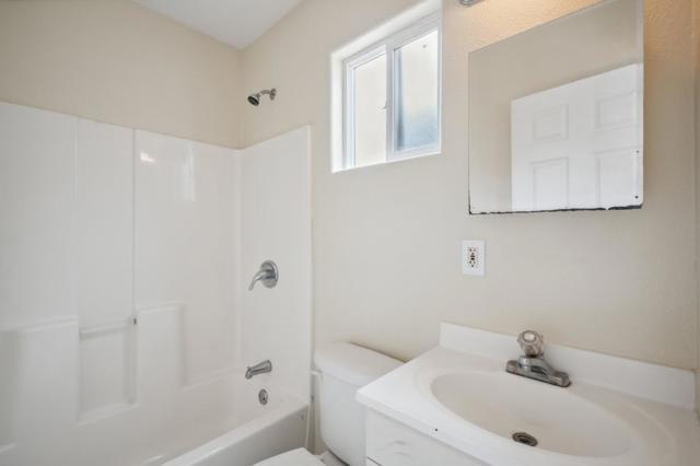 21 N Filice Street, Salinas CA: https://media.crmls.org/mediaz/3f36549a-8bf3-47f1-a6d1-89912bcffd8b.jpg