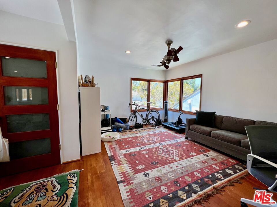 MLS #26860037 image #32