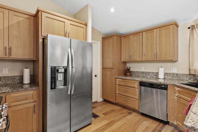 3691 Gracia Paseo, Spring Valley CA: https://media.crmls.org/mediaz/3f38e7b2-49a0-468e-ba7d-b2b990c8b050.jpg