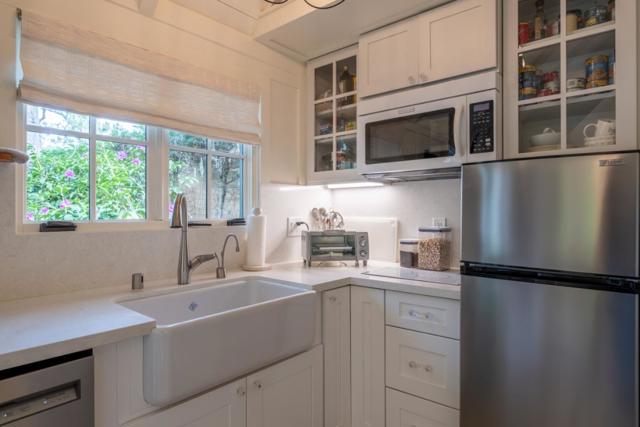 0 Junipero 2 NW of 3rd Avenue, Carmel CA: https://media.crmls.org/mediaz/3f3942ac-8baa-4413-b4ad-e0db56744edb.jpg