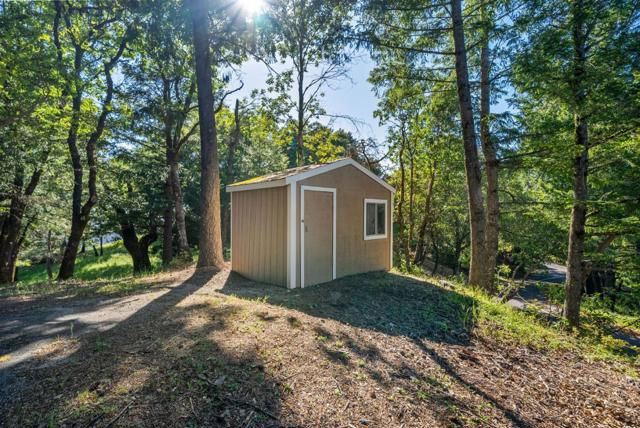 20243 Beatty Ridge Road, Los Gatos CA: https://media.crmls.org/mediaz/3f398e5b-97b7-4666-8e3c-db3fe03eca05.jpg