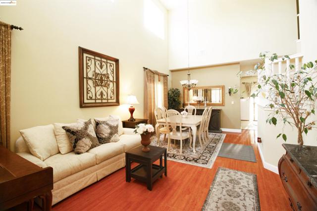 7 Kevin Ln, American Canyon CA: https://media.crmls.org/mediaz/3f3aa2b4-fc84-4b36-b2c4-d888a2f9316a.jpg