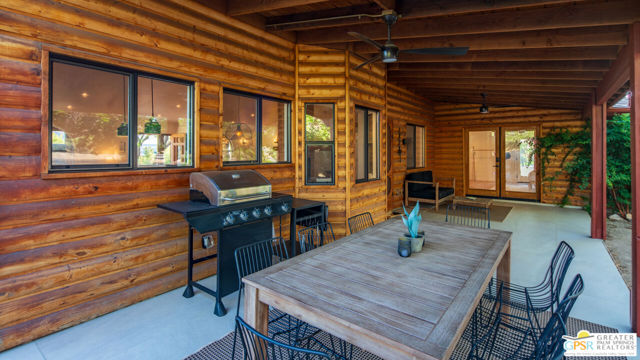 53655 Annie Oakley Road, Pioneertown CA: https://media.crmls.org/mediaz/3f3bbd31-2db9-4380-8a4e-6fe74c1983ff.jpg