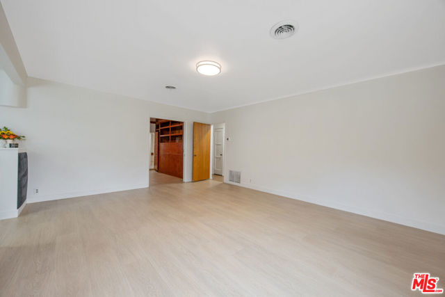 210 S Bundy Drive, Los Angeles CA: https://media.crmls.org/mediaz/3f3bc8b4-977c-4b3b-a58a-34c36caab5f4.jpg