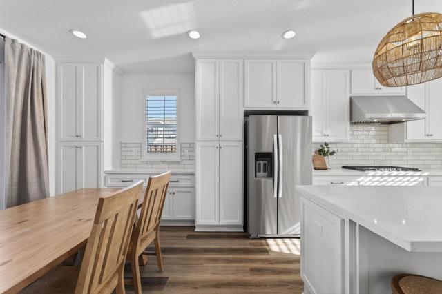 239 Bungalow Court, Marina CA: https://media.crmls.org/mediaz/3f3d2b7f-e745-4a4b-a854-7605b31a6f71.jpg