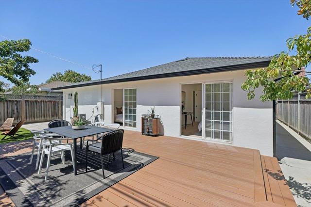 674 Manzanita Avenue, Sunnyvale CA: https://media.crmls.org/mediaz/3f3d4061-bf70-4b45-8b17-fd4f9854dbf4.jpg