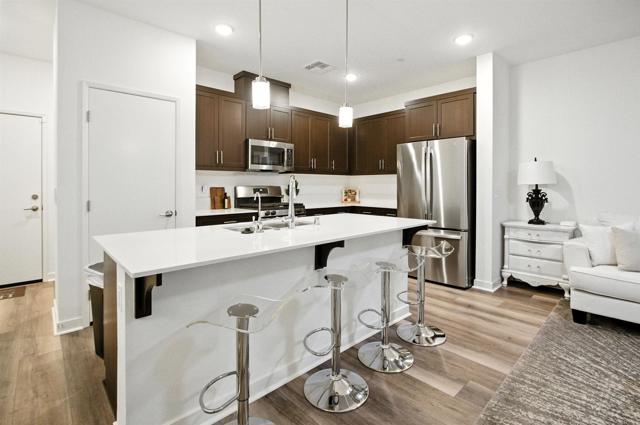 Detail Gallery Image 8 of 37 For 332 Seedling Way, Fallbrook,  CA 92028 - 3 Beds | 2/1 Baths
