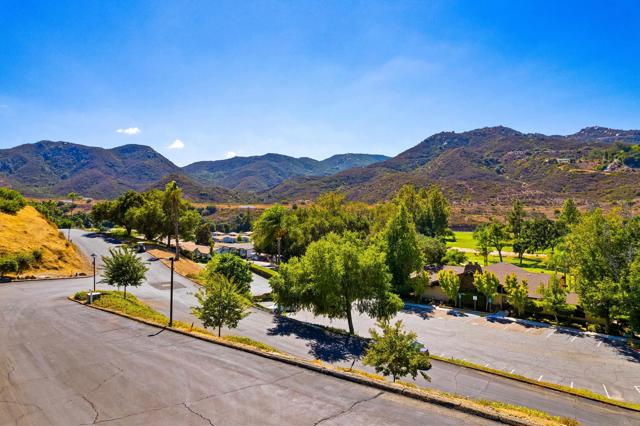 8975 Lawrence Welk Dr., Escondido CA: https://media.crmls.org/mediaz/3f3ef2bb-4739-4b49-b719-1eb635ac9928.jpg