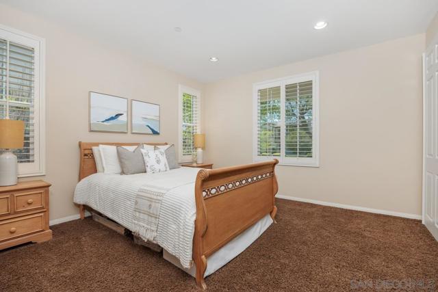 17253 4S Ranch Parkway, San Diego CA: https://media.crmls.org/mediaz/3f3f219d-6bce-419b-8b6b-8e65c9edbfbb.jpg