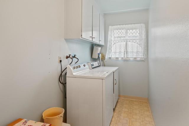 1236 Robbia Drive, Sunnyvale CA: https://media.crmls.org/mediaz/3f3f2277-0b8a-4d83-b40b-d08241687162.jpg