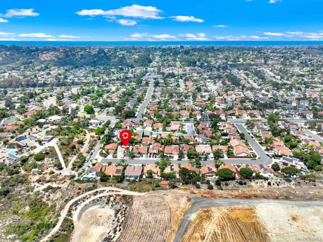 1665 Landquist Dr., Encinitas CA: https://media.crmls.org/mediaz/3f402d10-3df5-4438-b042-0c9c063d029c.jpg