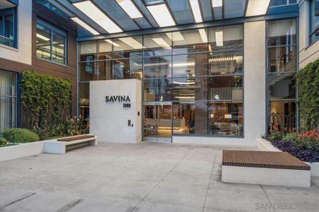 1388 Kettner Blvd, San Diego CA: https://media.crmls.org/mediaz/3f404816-2508-41b1-97d9-0f8b00b8fe43.jpg