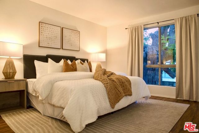 9061 Keith Avenue, West Hollywood CA: https://media.crmls.org/mediaz/3f41c9d4-4f92-451c-8406-34626a4985c5.jpg