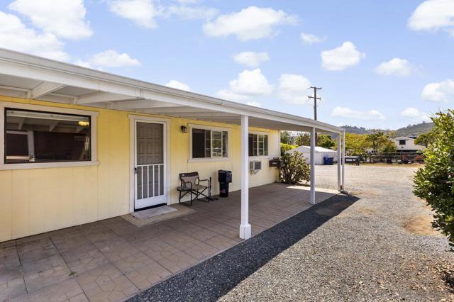 3232 N Twin Oaks Valley Rd, San Marcos CA: https://media.crmls.org/mediaz/3f41f9fa-63ea-4610-ad46-4f5da00dba85.jpg