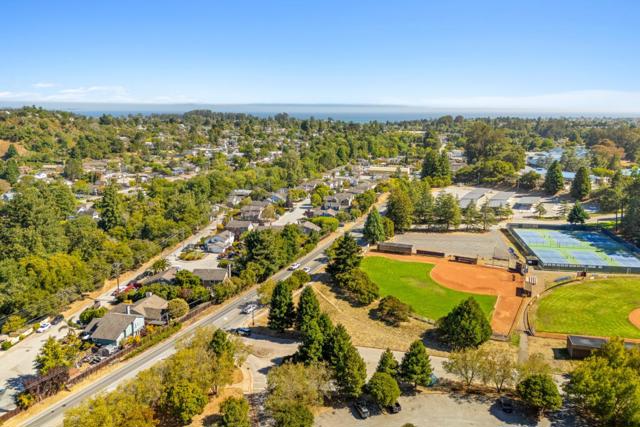 3607 Paper Mill Road, Soquel CA: https://media.crmls.org/mediaz/3f43196c-c8ea-47e7-afb6-65b0a0c624d8.jpg