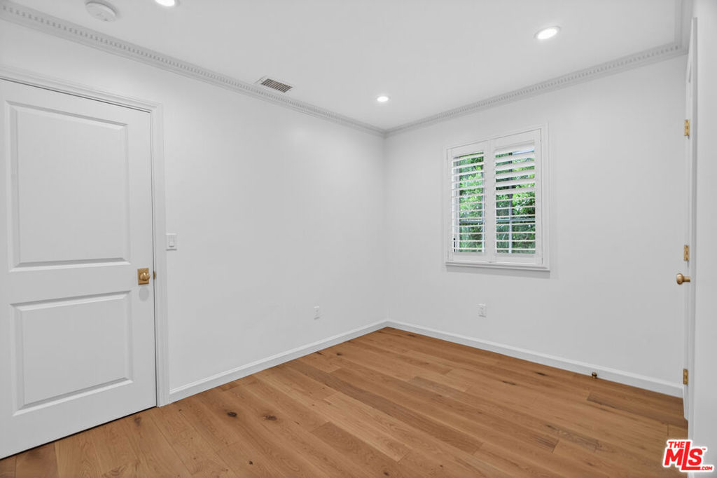 MLS #26845863 image #32