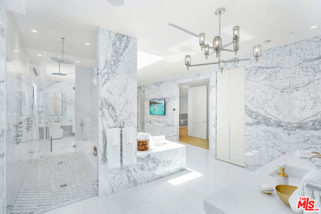 MLS #26850225 image #51