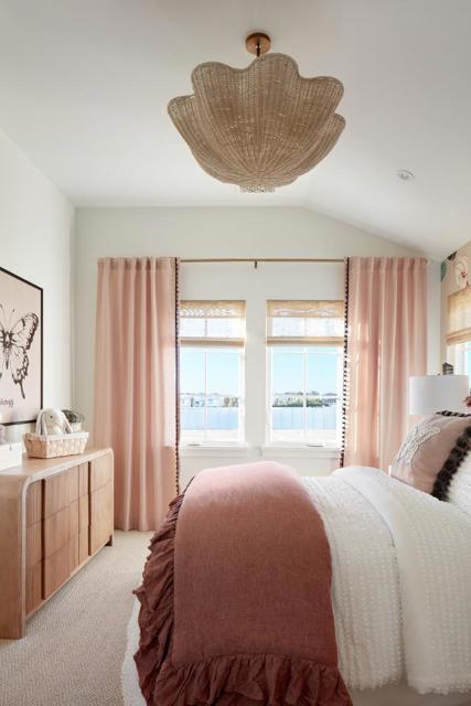 38463 Amaranto Street, Newark CA: https://media.crmls.org/mediaz/3f4599d3-e67f-46b3-bcb4-2a725471f857.jpg