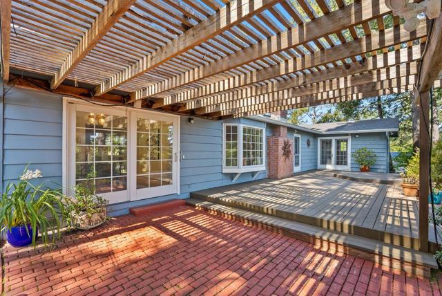240 Baja Sol Drive, Scotts Valley CA: https://media.crmls.org/mediaz/3f45e950-24a1-4a5f-b6f3-f0067a4d65fd.jpg